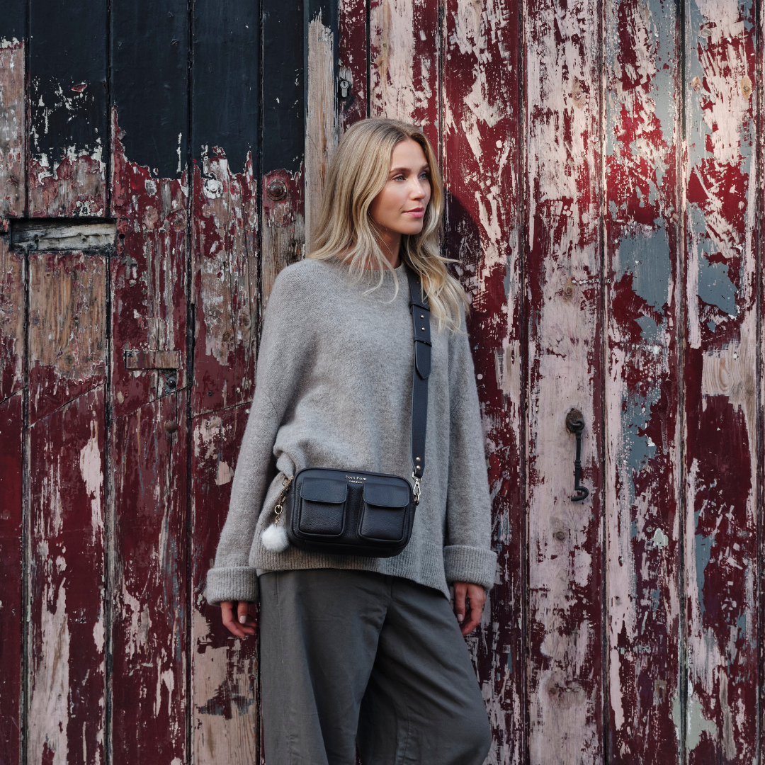 Chiswick Cargo Bag Conker-Pom Pom London