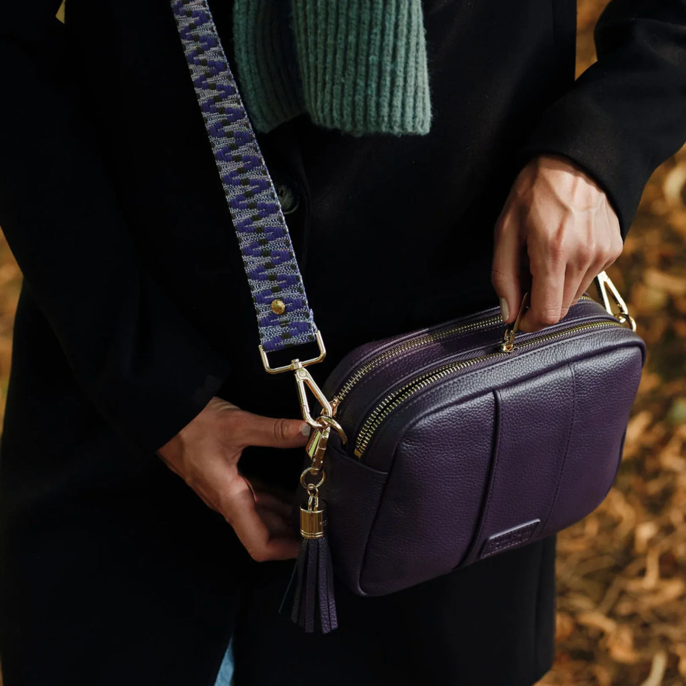 Pom Pom London Duo Zip City Bag - Leather Crossbody bag in Purple