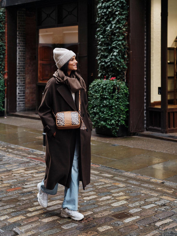 Pom Pom London City Plus Bag - Leather Crossbody bag in Leopard