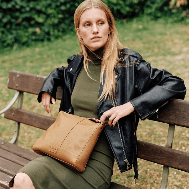 Westminster-Bag-Maple-